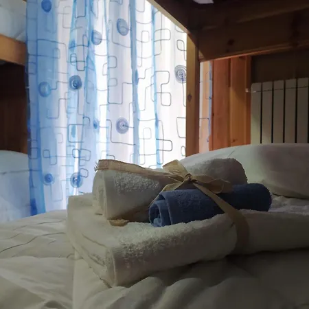 With Private Garage And Garden Daire