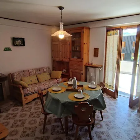 With Private Garage And Garden Apartment Prato Nevoso